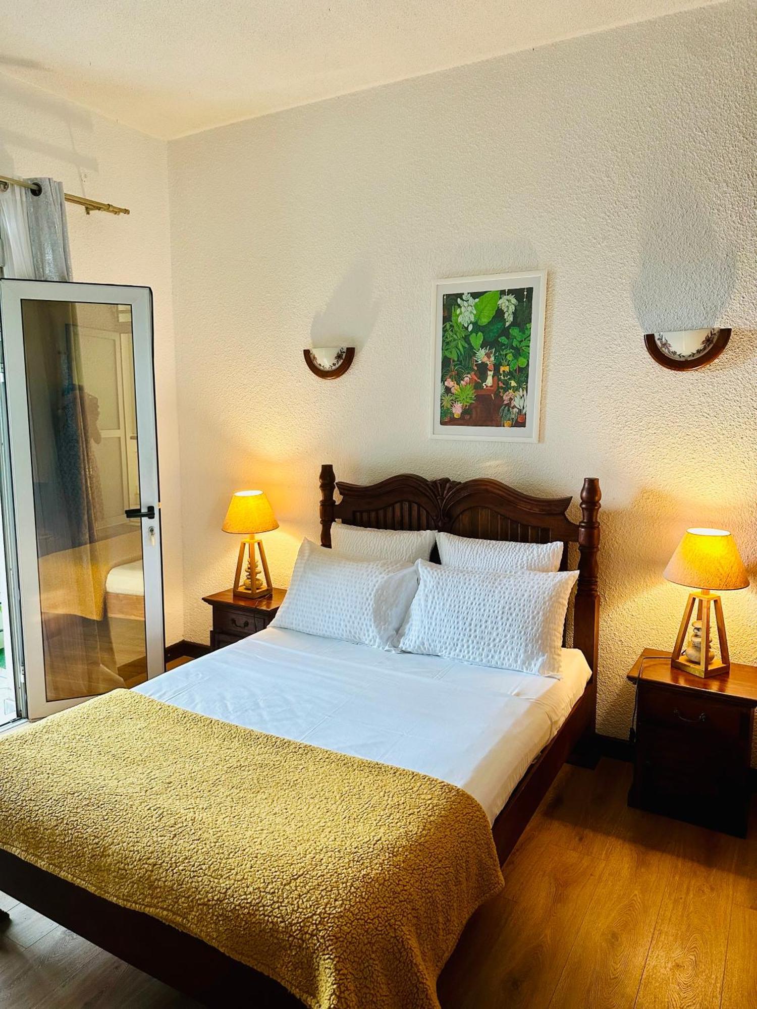 Hotel Residence Le Phoenix Saint Pierre Eksteriør billede